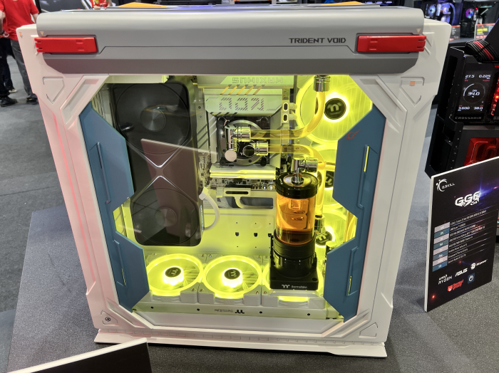 Für viele RTX-50-Karten gibt es jedoch noch keine Wasserkühler, weshalb wir dieses Jahr mehr Lüftkühler sehen als in den Jahren zuvor.